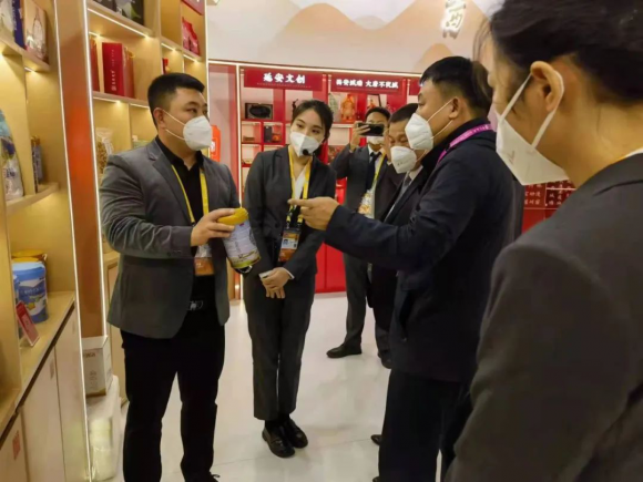 伊力特乳业亮相进博会,引领特色乳产业走向国际市场